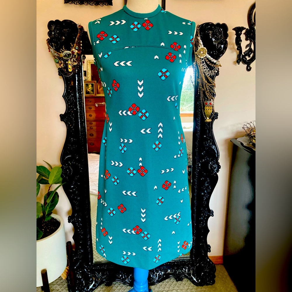 Adorable Vintage Late 60’s/Early 70’s Mod Mini Dress- Size Small